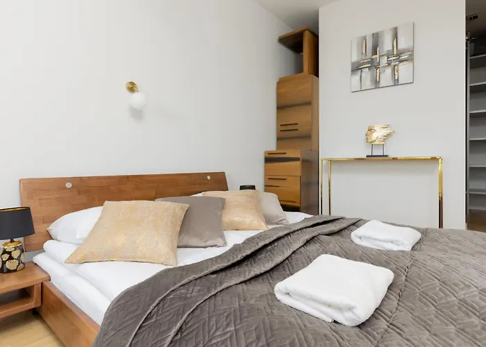 Golden Sands Piaskowa With Parking & Balcony By Renters